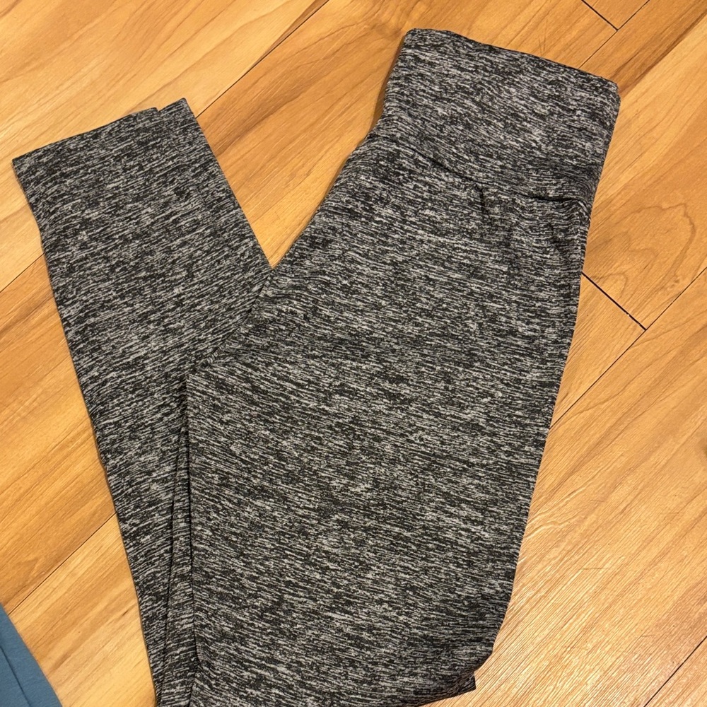 Gray High-Waisted Leggings